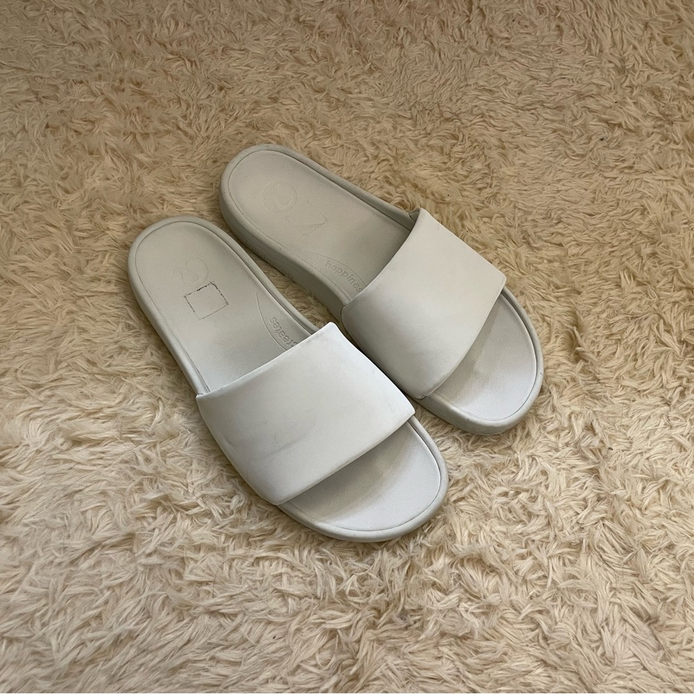 lululemon athletica Restfeel Slides